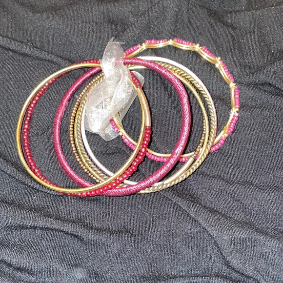 Bracelet - Picture 3 of 4